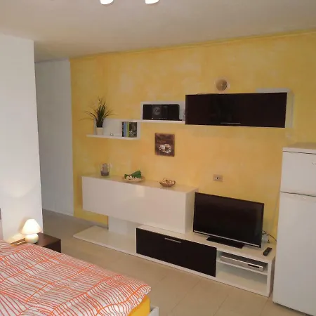 Studio In Parque Santiago 2 With Heated Pool, Only 100 M To The Beach * أرونا